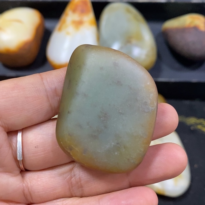 和田玉（糖玉）未镶嵌挂件