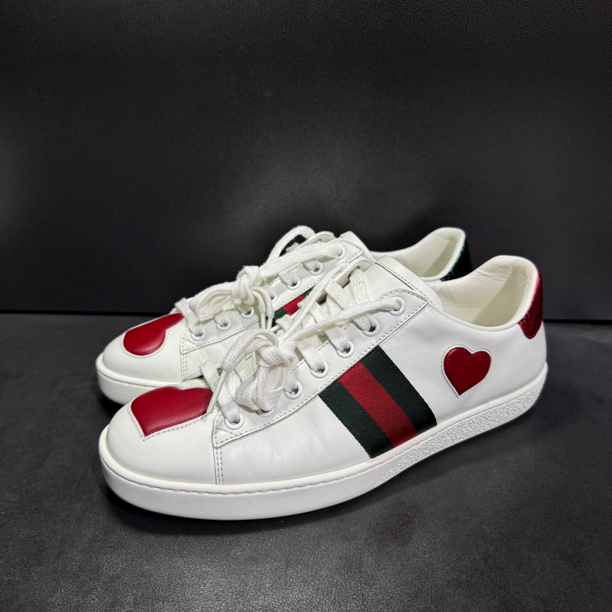 95新 GUCCI/古驰 38码/古驰95新 低帮爱心板鞋