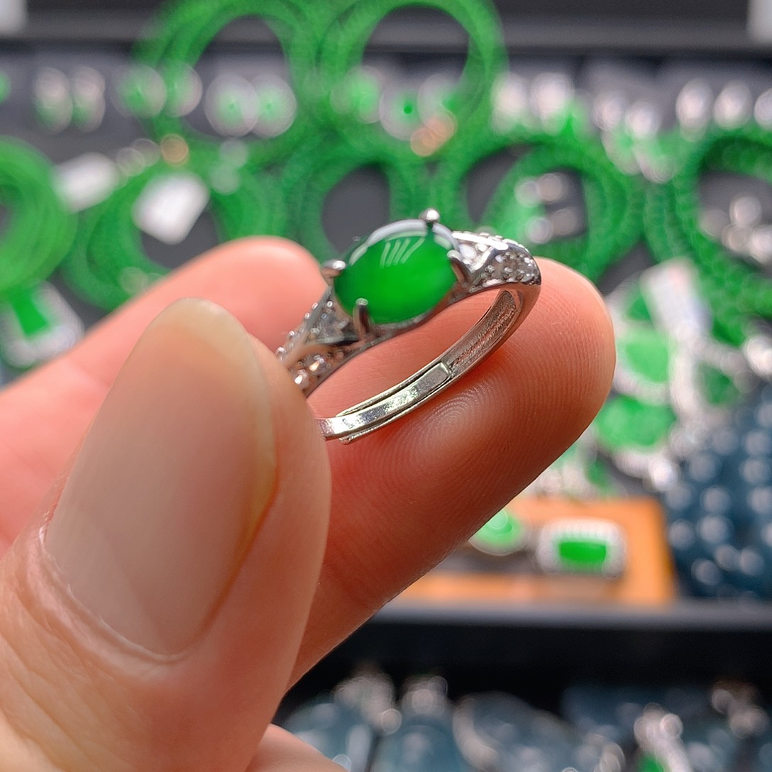 未镶嵌手链翡翠翡翠