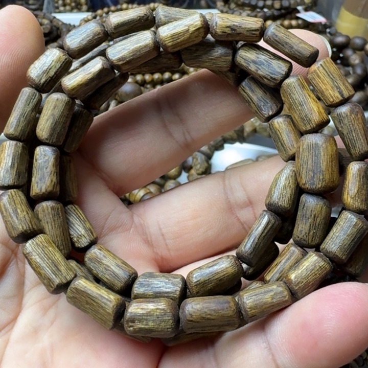 沉香手串乌身手串17克加