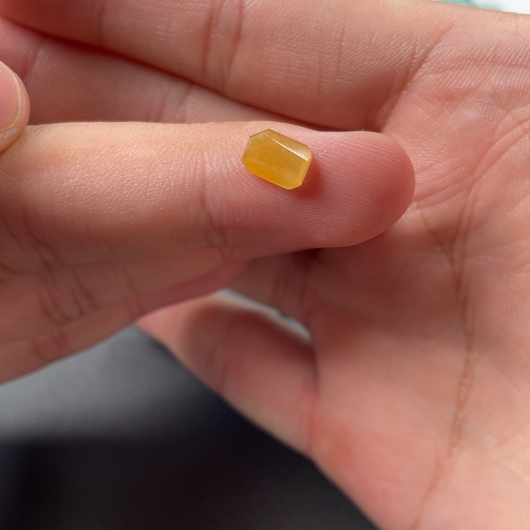 翡翠未镶嵌挂件翡翠