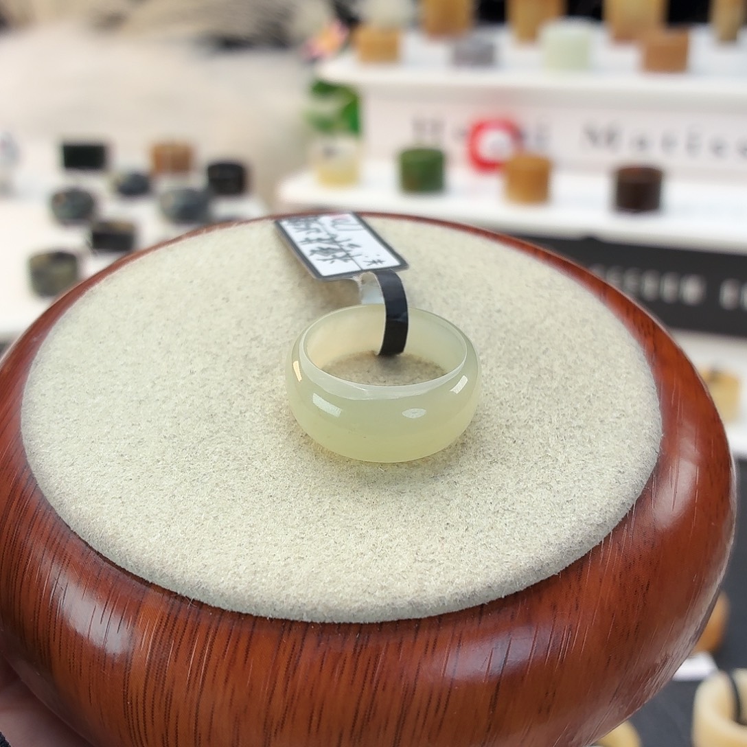 和田玉未镶嵌戒指i91晴水馒头18.0mm