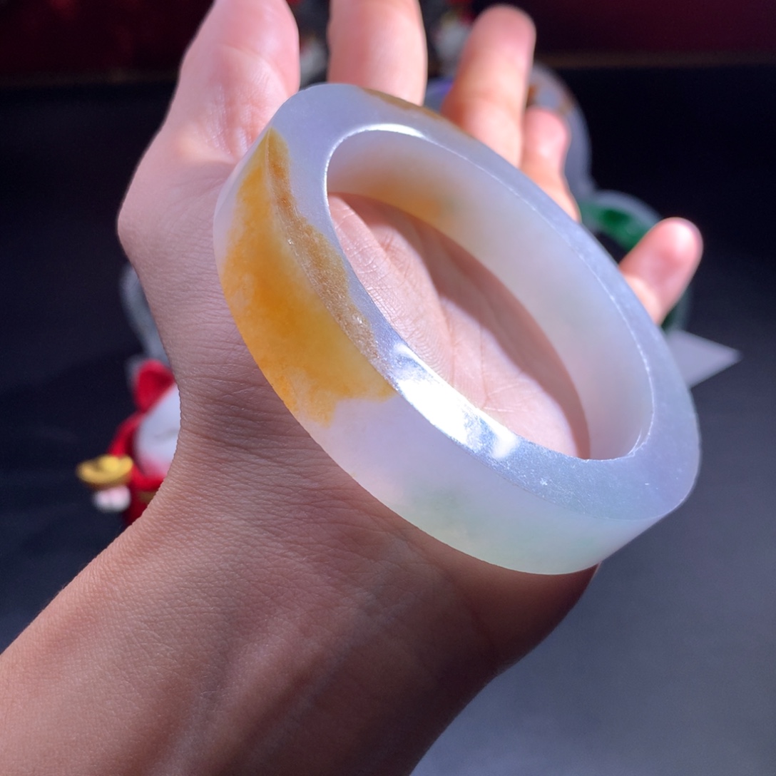 定制翡翠未镶嵌翡翠手镯