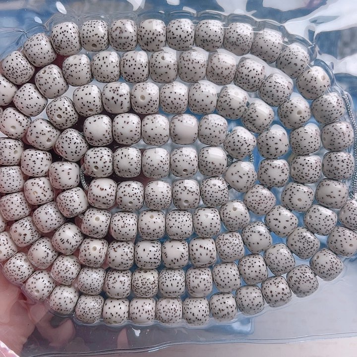 星月菩提吊坠老****卷星月