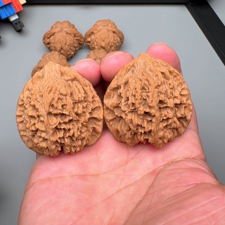 文玩核桃把件满天星44+