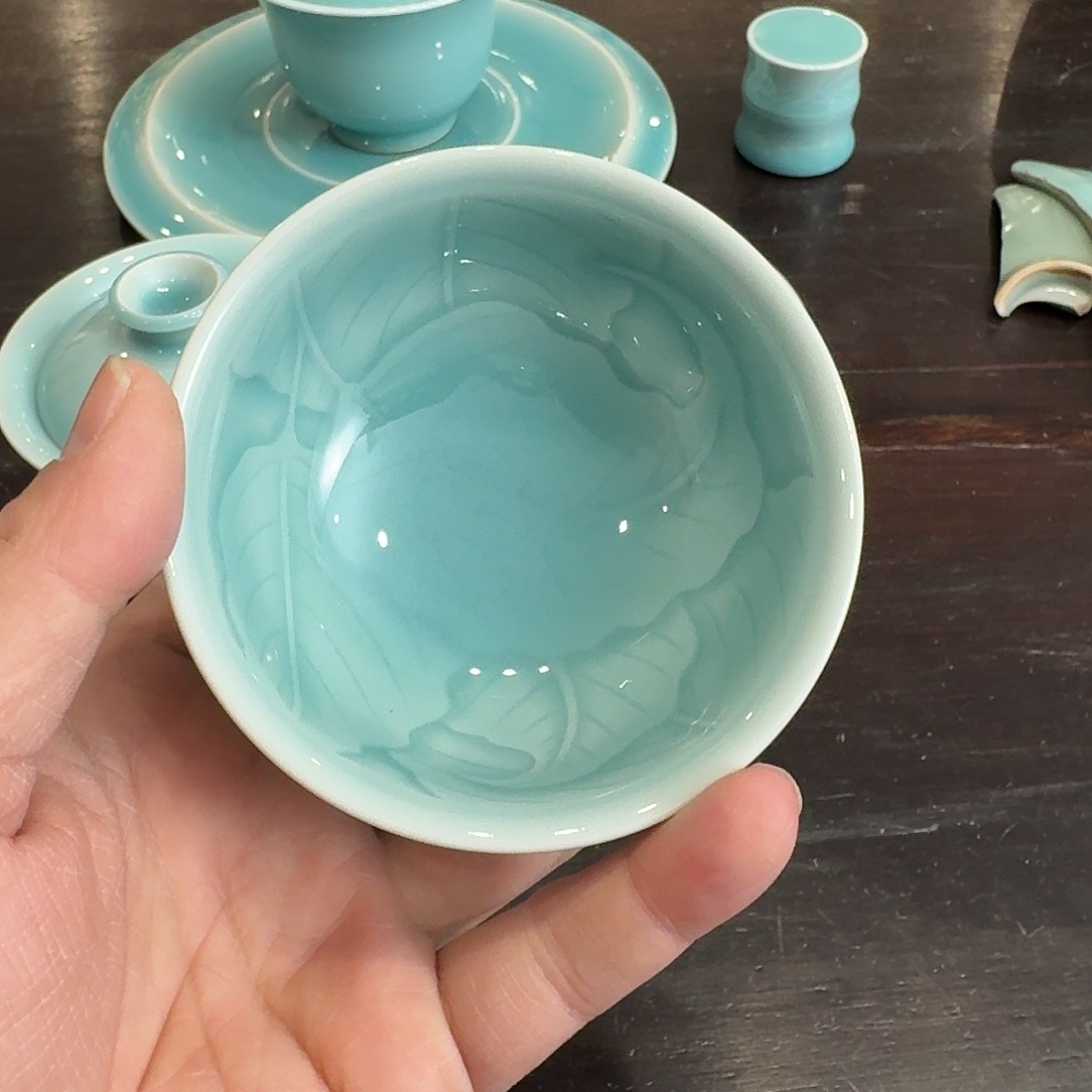 卢***伟龙泉窑青瓷南宋老釉福利