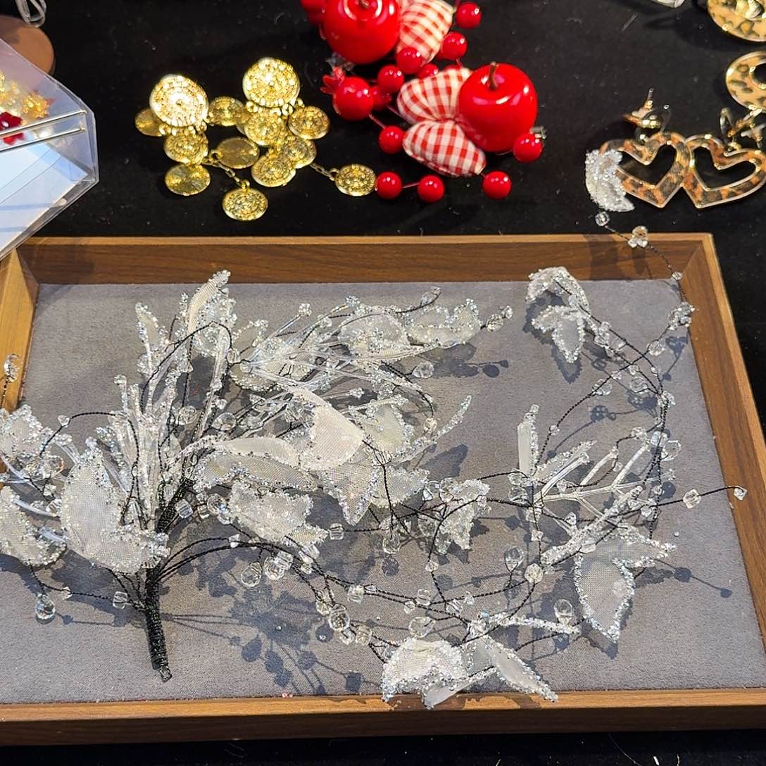 铁合金皮质灵动蝴蝶仙气手工高级感发饰婚纱韩式甜美