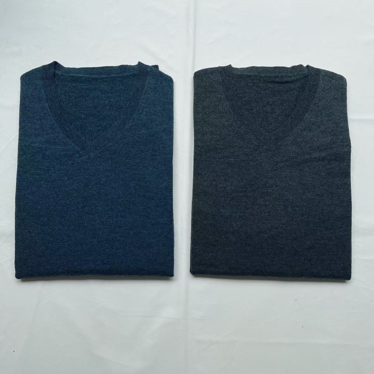 厂家直发新爆款V领100%绵羊毛  男女同款小码处理88