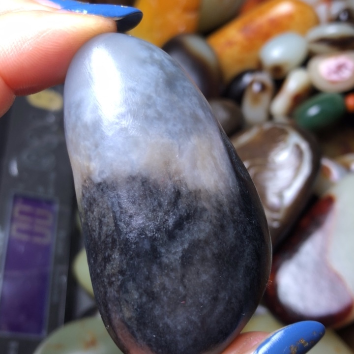 和田玉未镶嵌珠宝奇石