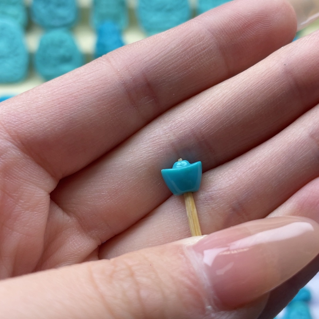 绿松石雕刻未镶嵌