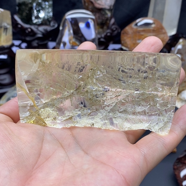 车挂水晶未镶嵌水晶