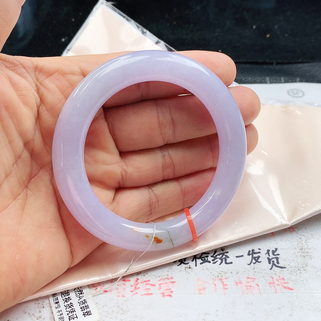 翡翠手镯未镶嵌天然翡翠手镯