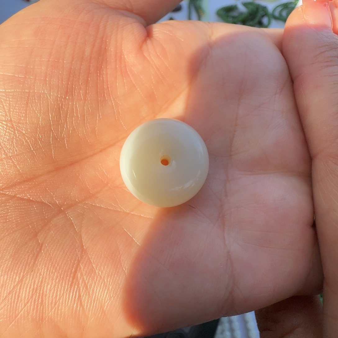 葳***香和田玉未镶嵌颈饰