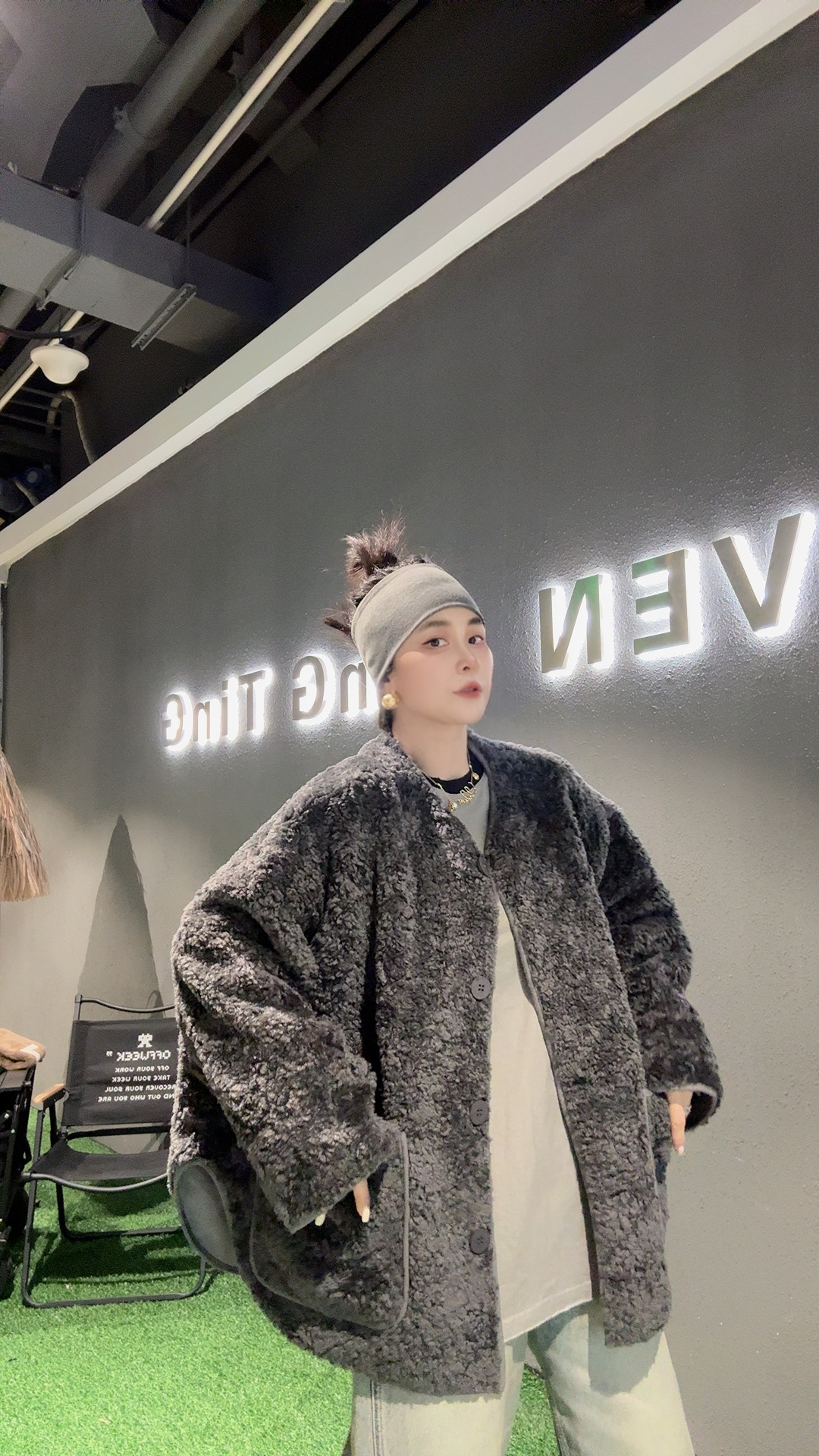 25302：常规短款通用中长款圆领白色棕咖开襟M女