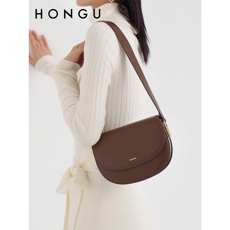 HONGU/红谷新款牛皮宽肩带单肩斜挎包马鞍女包腋下百搭单肩包