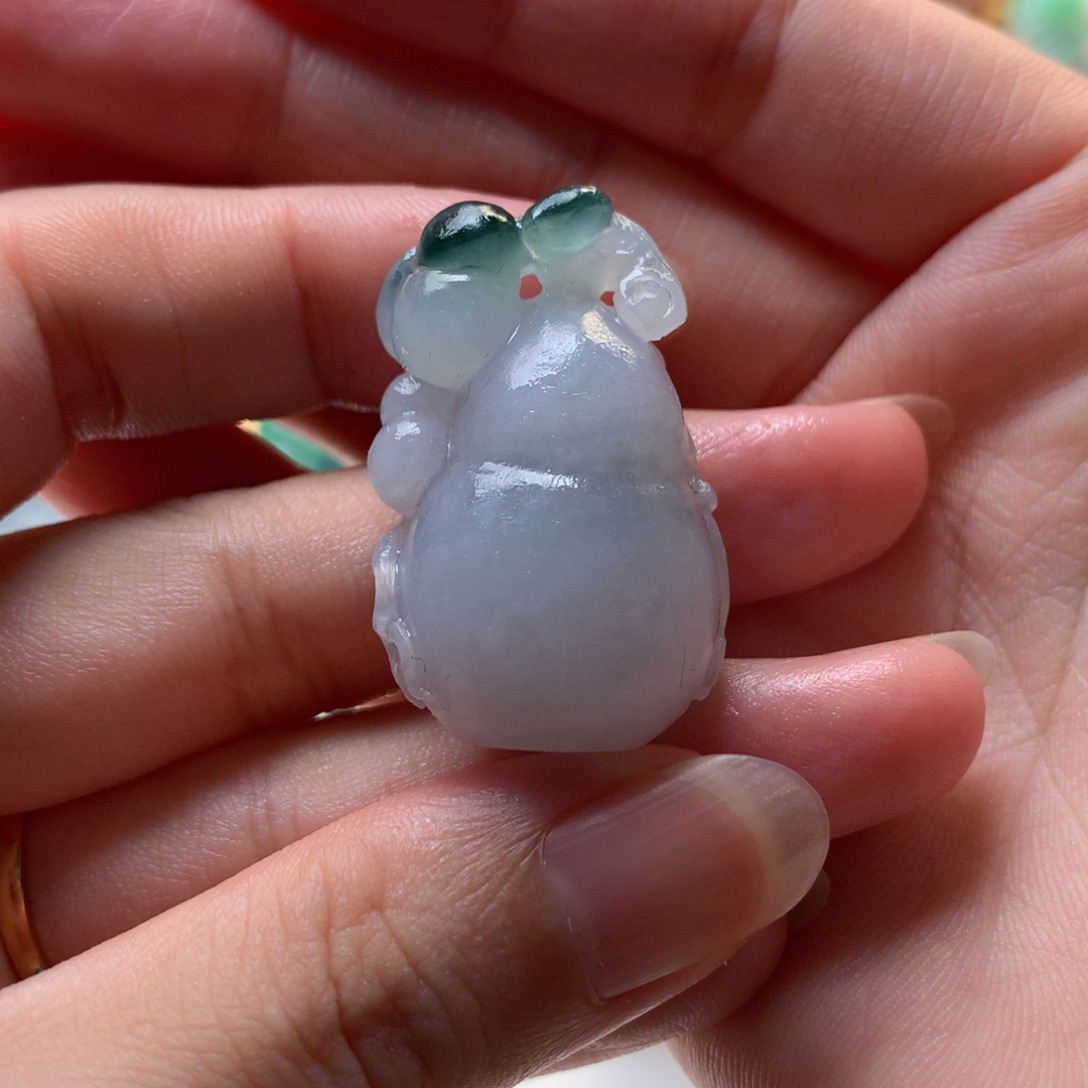 c****定制翡翠未镶嵌葫芦