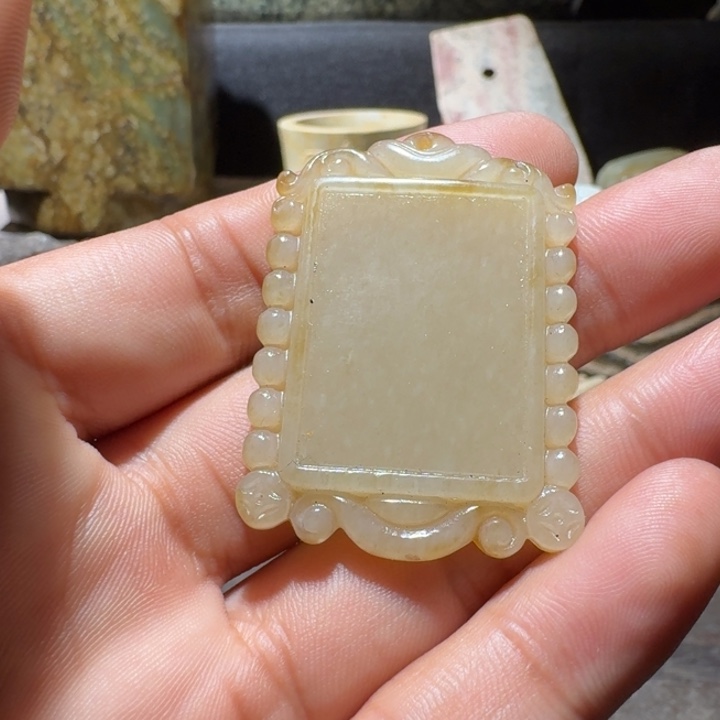 和田玉（糖玉）颈饰未镶嵌用****2