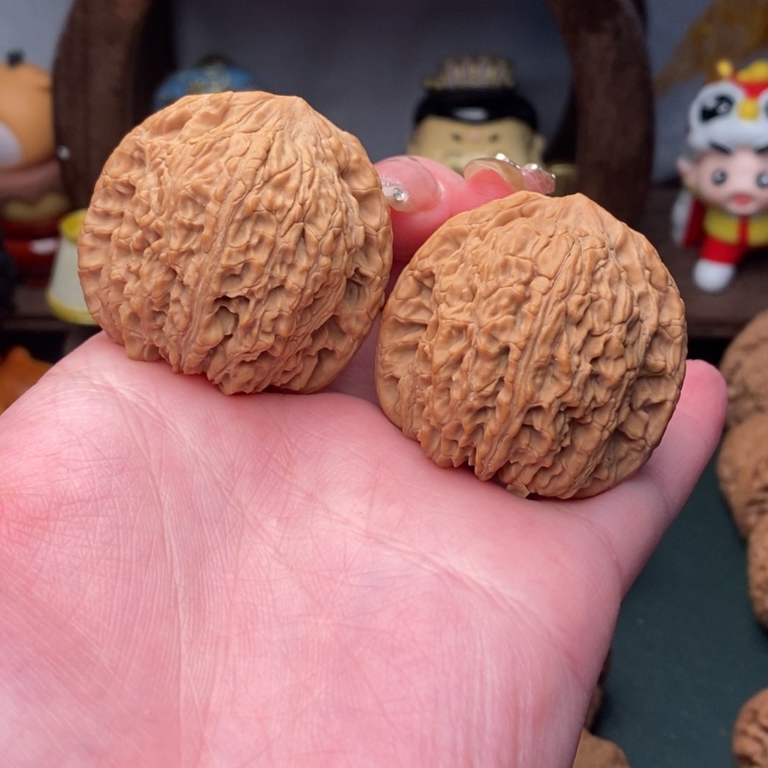 文玩核桃吊坠40绣球