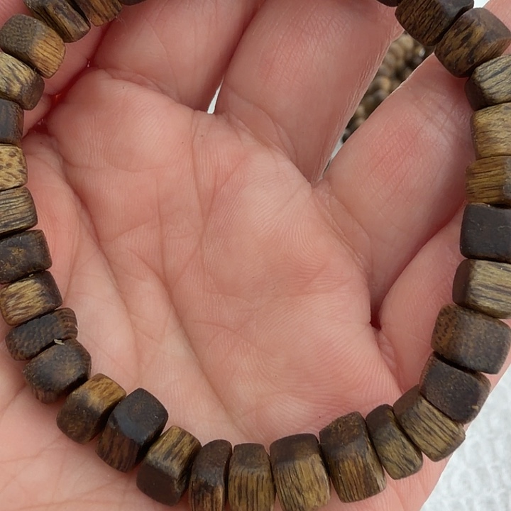 沉香沉香碎屑碎银子卡7单圈4克