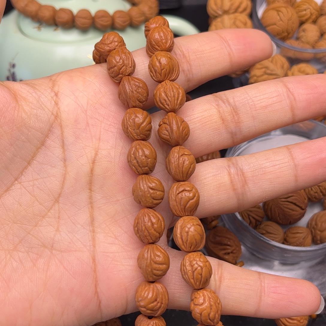 合***店桃核吊坠龙纹桃核