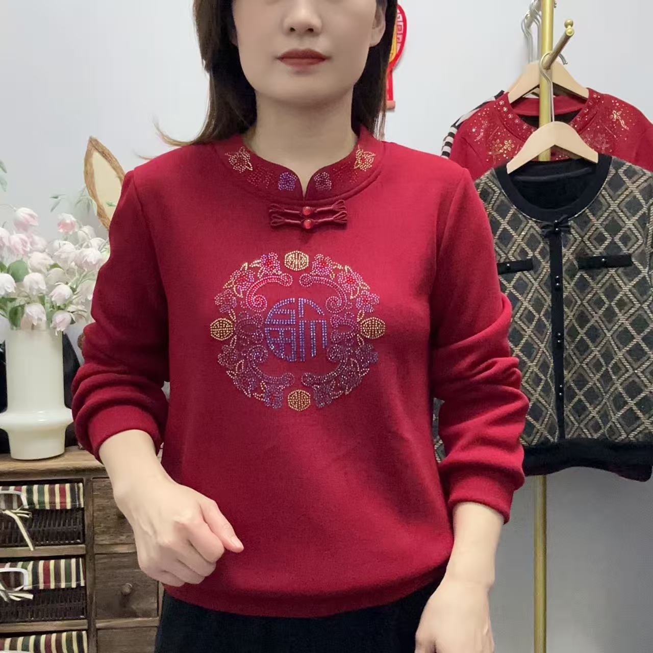 【丽姐家】秋冬极简风盘扣加绒加厚民族风冬季中老年圆领上衣