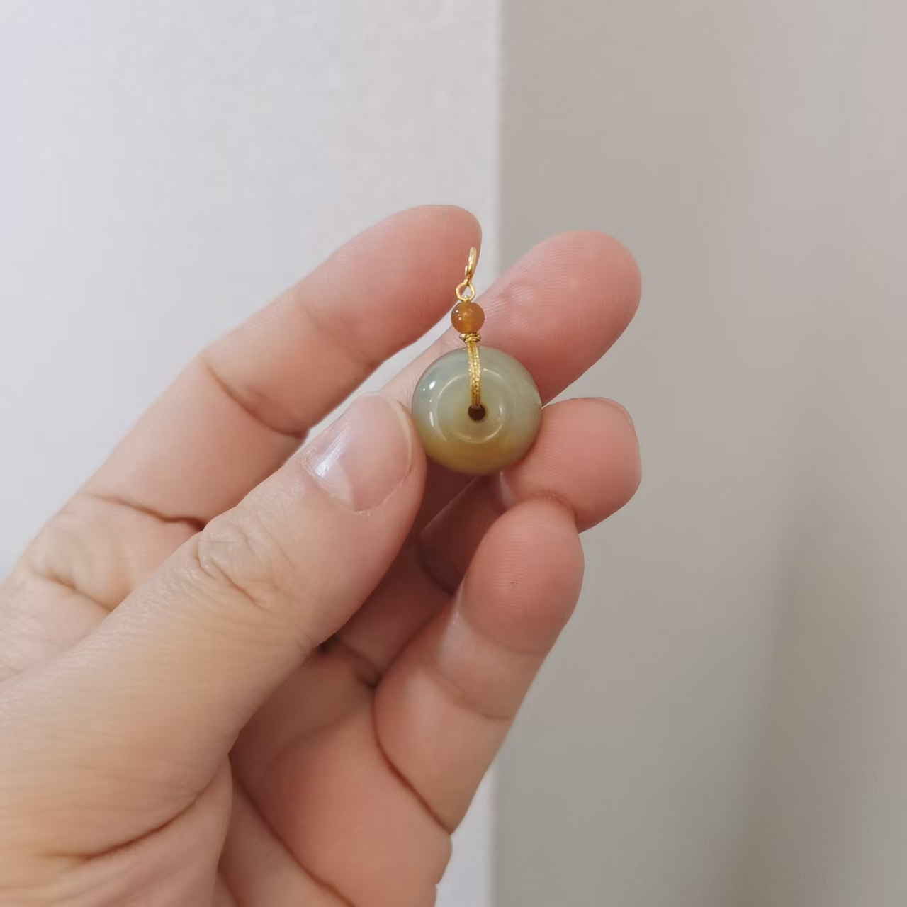 和田玉糖白平安扣吊坠