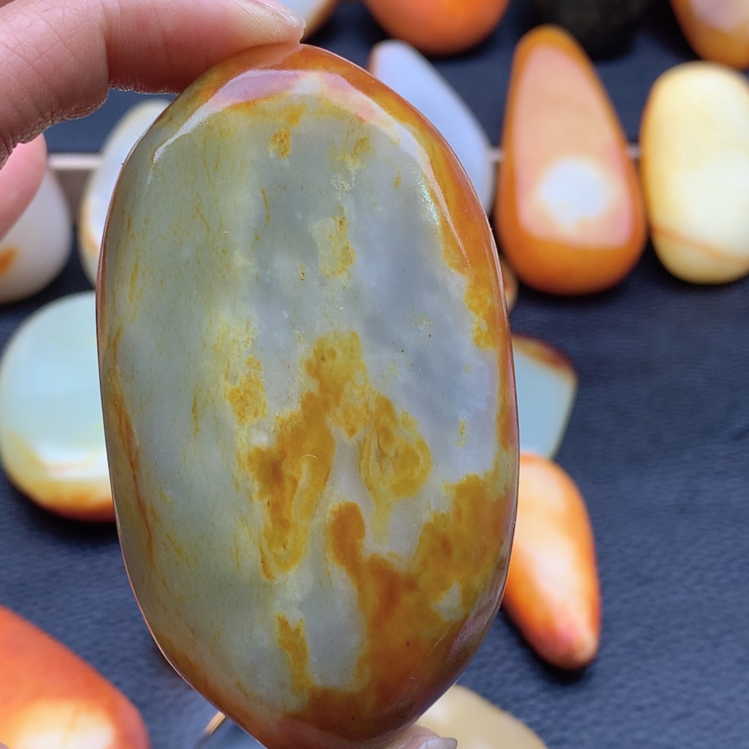 和田玉未镶嵌和田玉