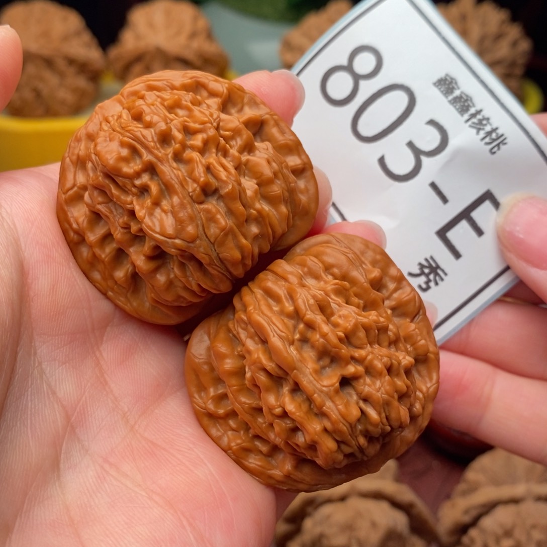 文玩核桃把件汉高楼41