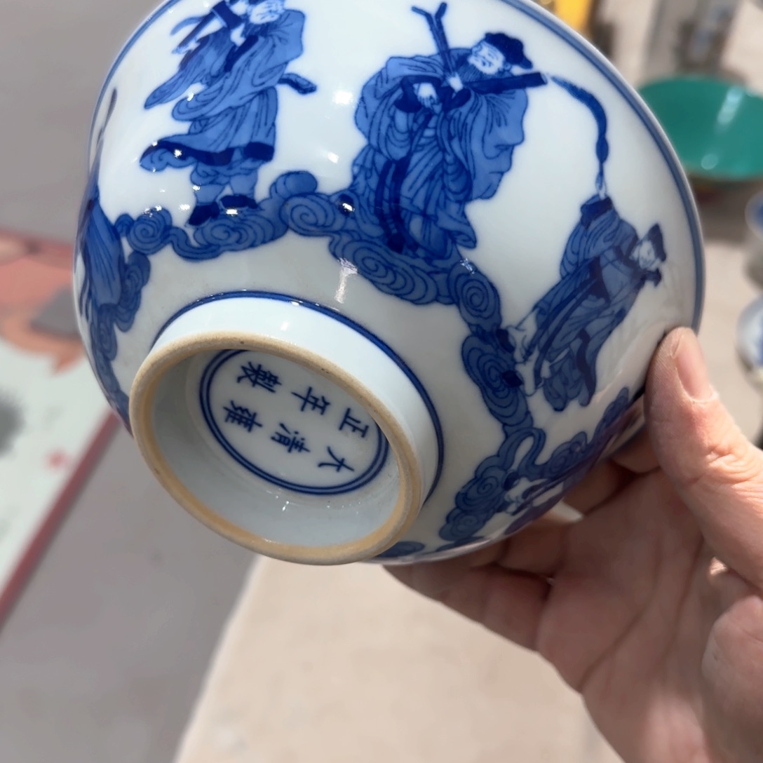 瓷片瓷器是在景德镇发现瓷器以来就