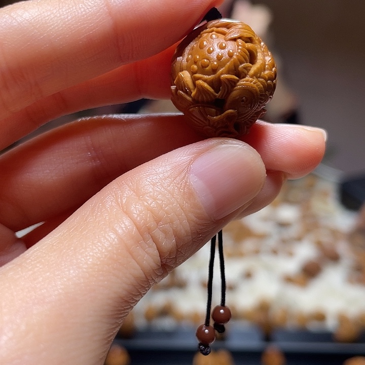 手串/手链橄榄核荷花鱼