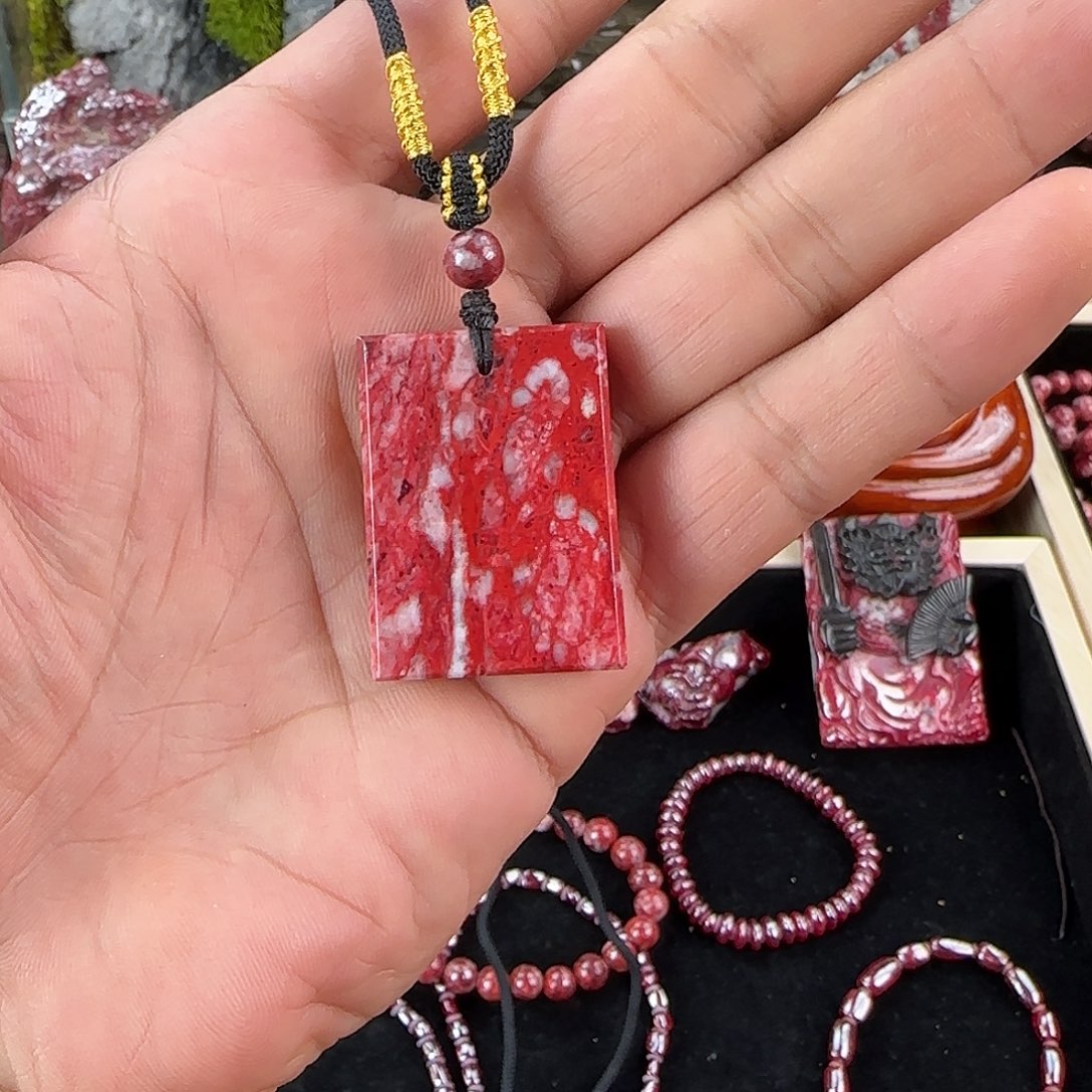 飞***达天然辰砂无事牌高货