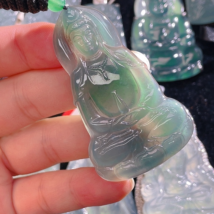 翡翠颈饰未镶嵌57，