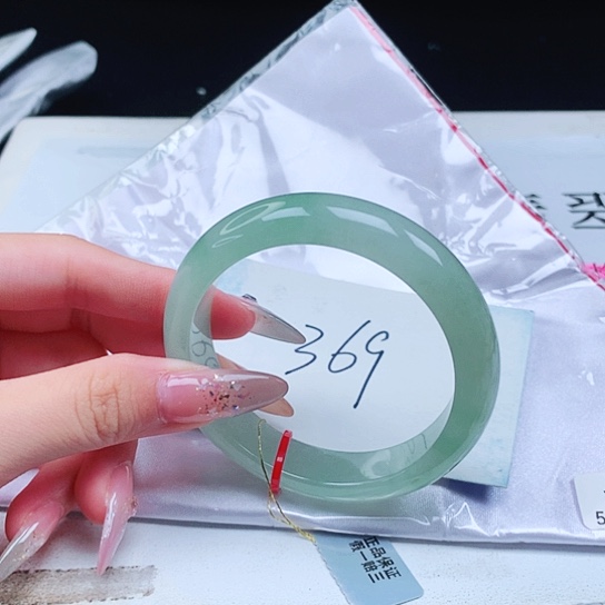 翡翠手镯未镶嵌54