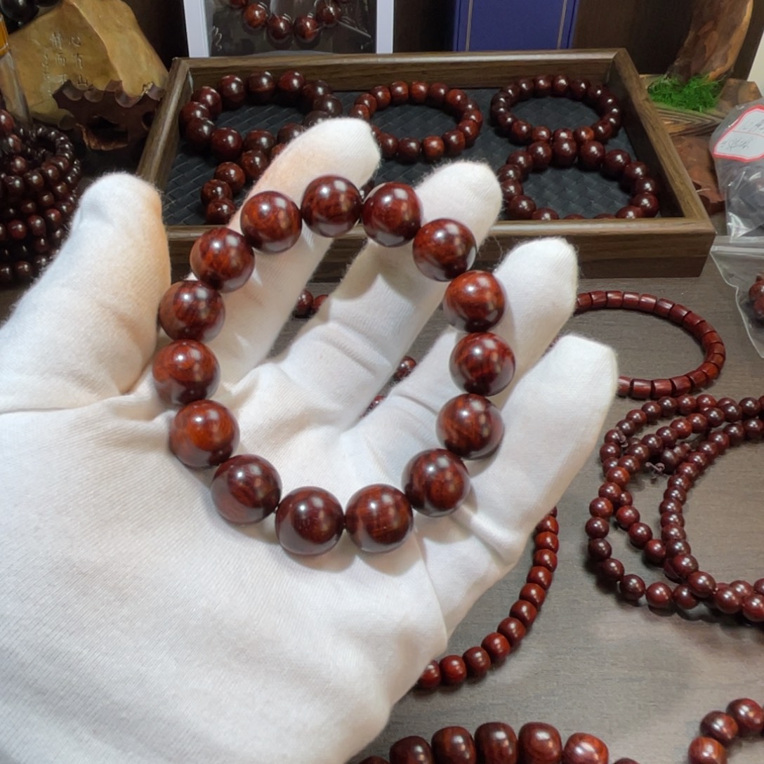 用***6小叶紫檀手串/手链