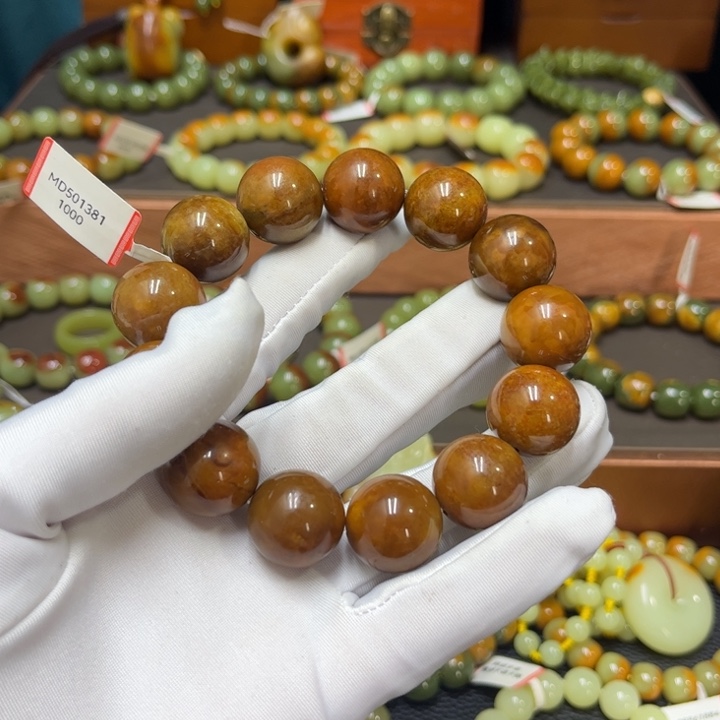 未镶嵌手链透闪石质玉