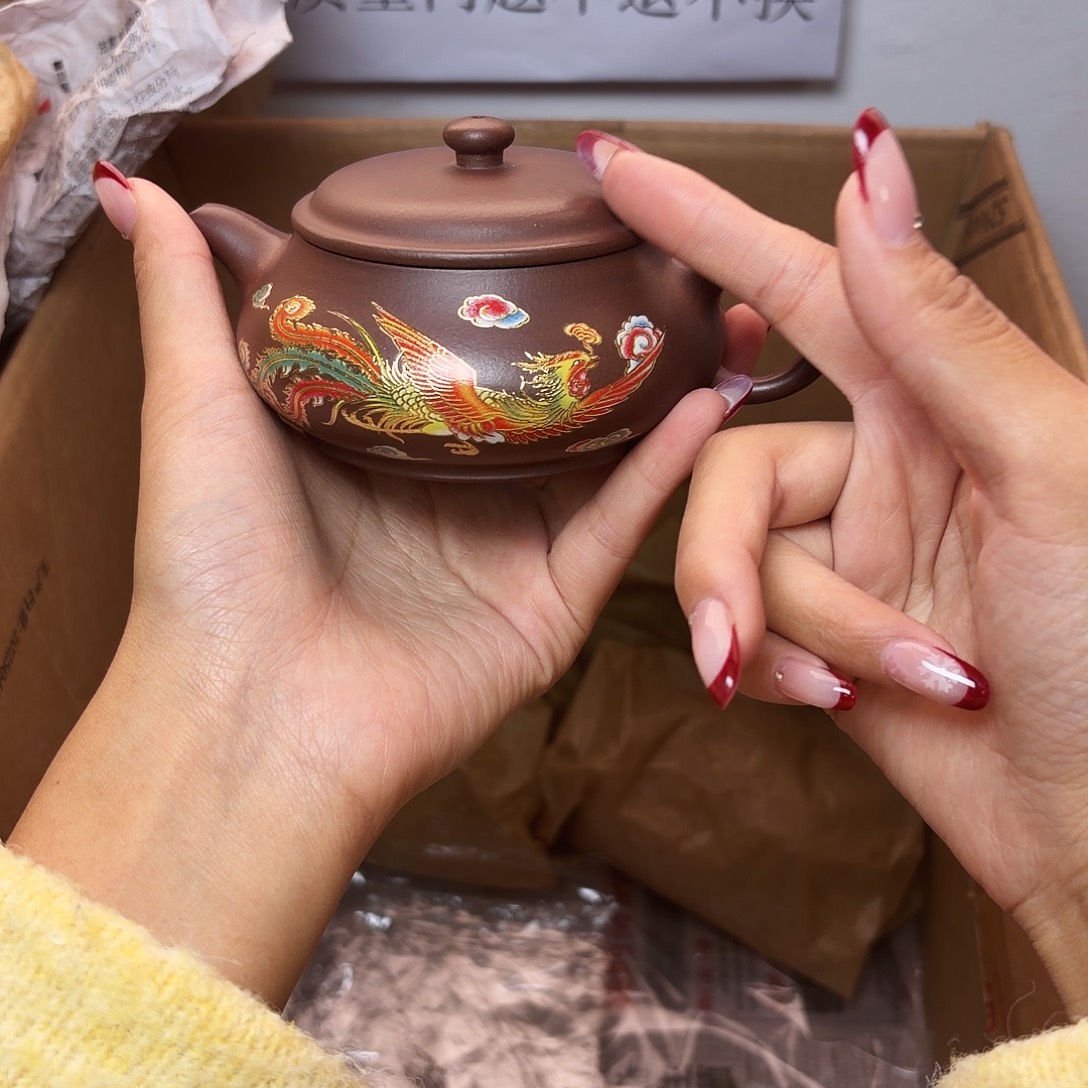 甄选宜兴本土紫砂壶