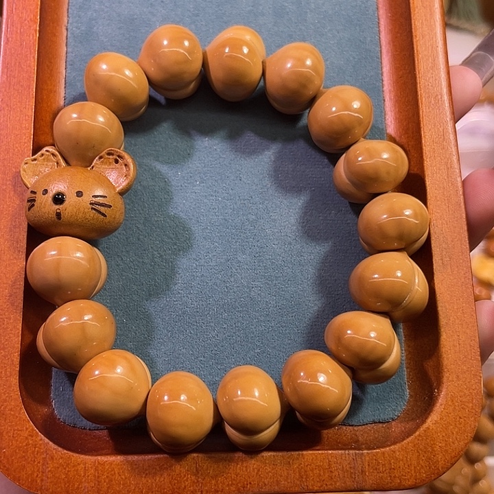 吊坠猴头核桃手工奶油屁桃卡16+小老鼠