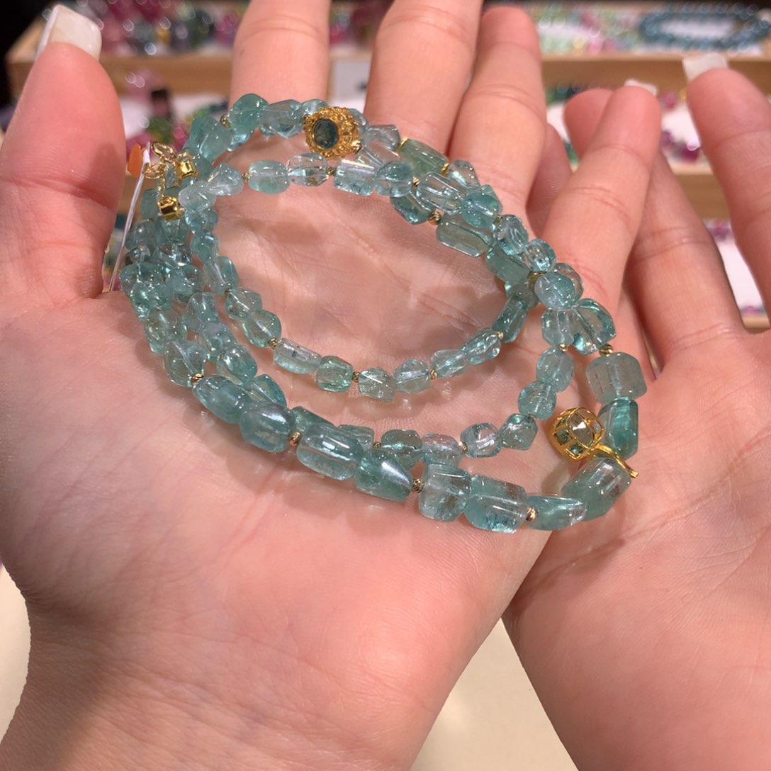 碧玺多样性发货一件未镶嵌