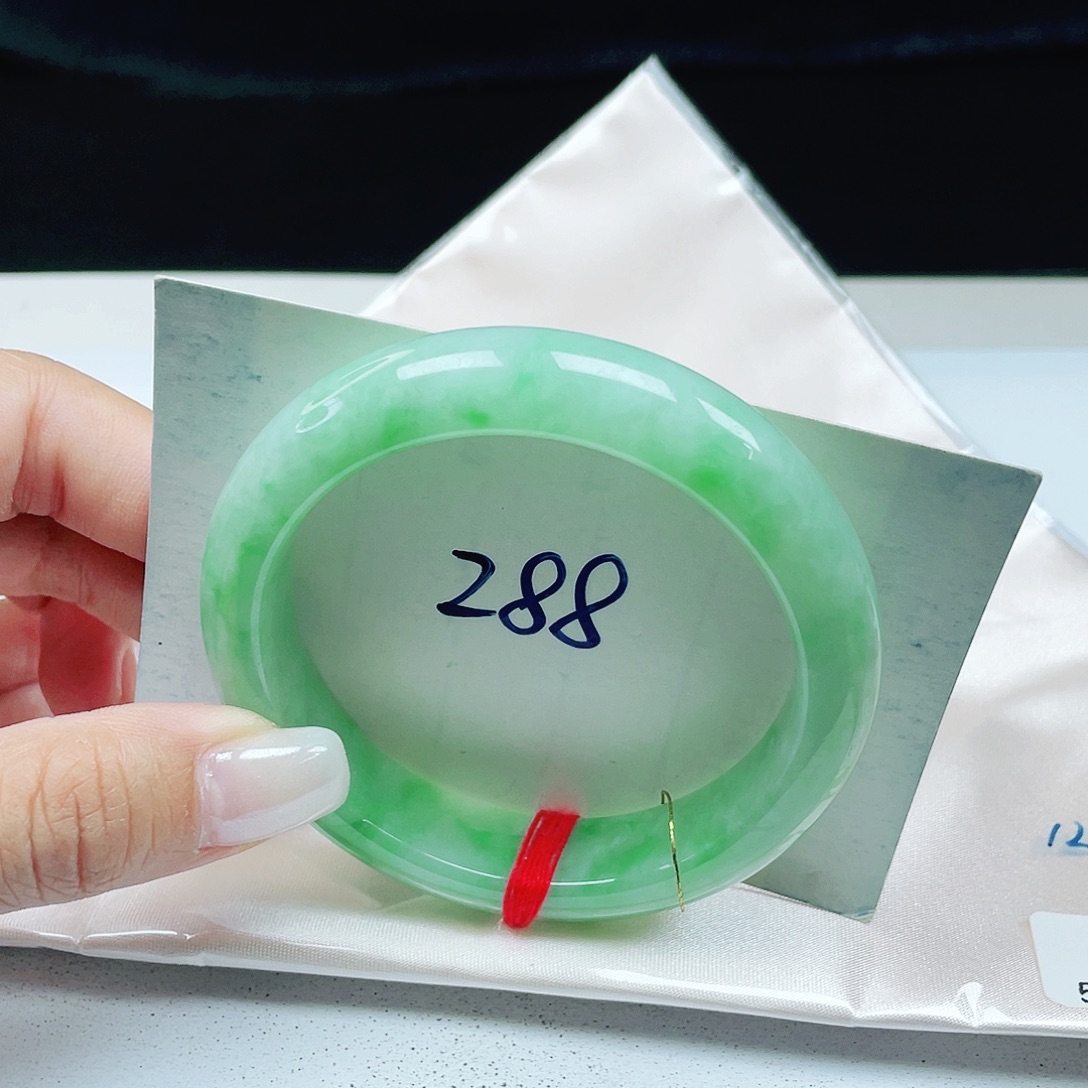 翡翠未镶嵌手镯 正圈55