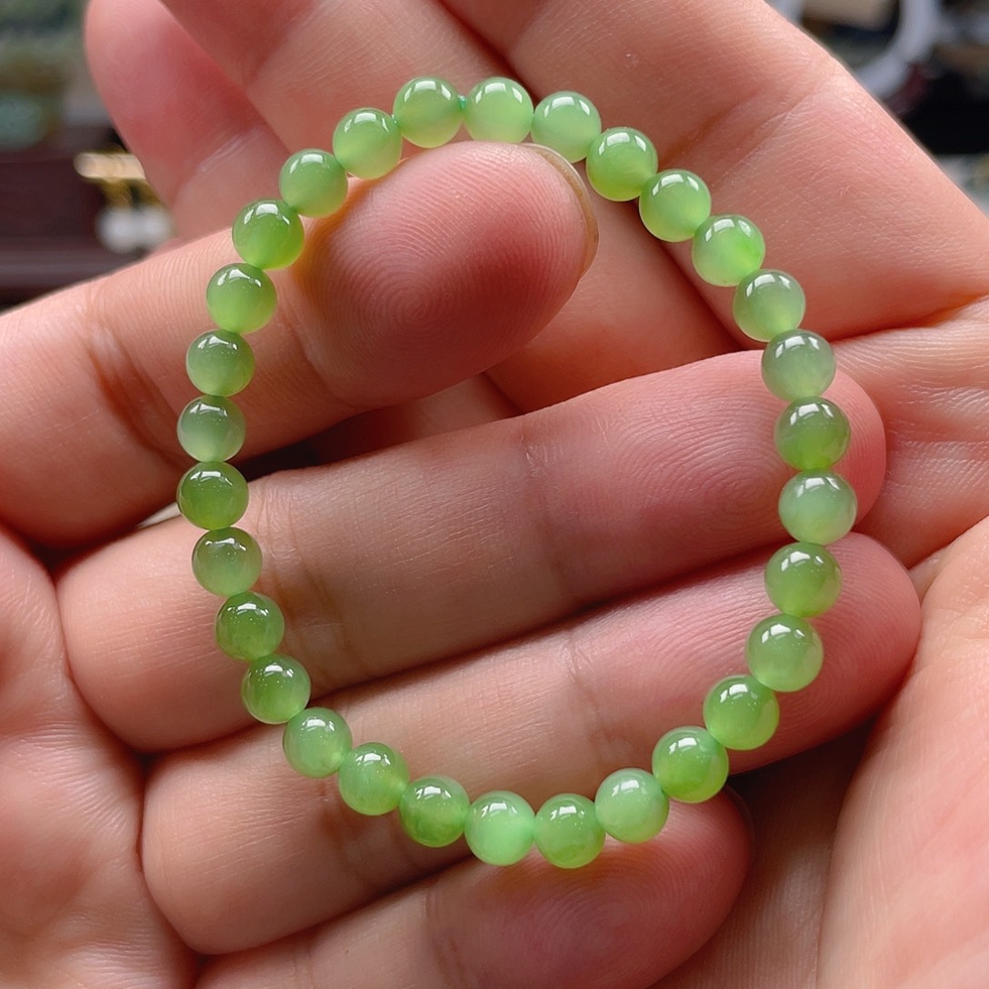 手链未镶嵌和田玉（碧玉）