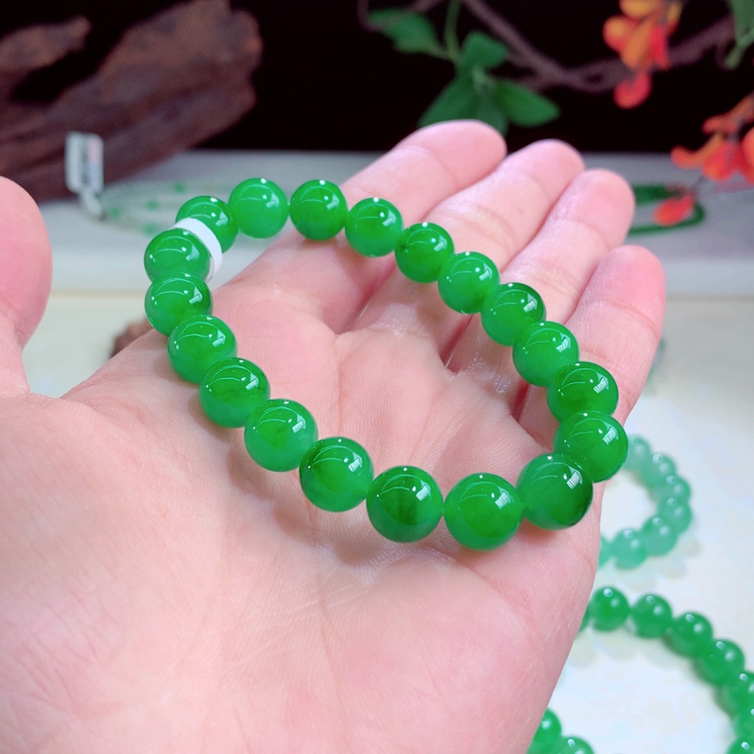 翡翠未镶嵌手链卡10mm