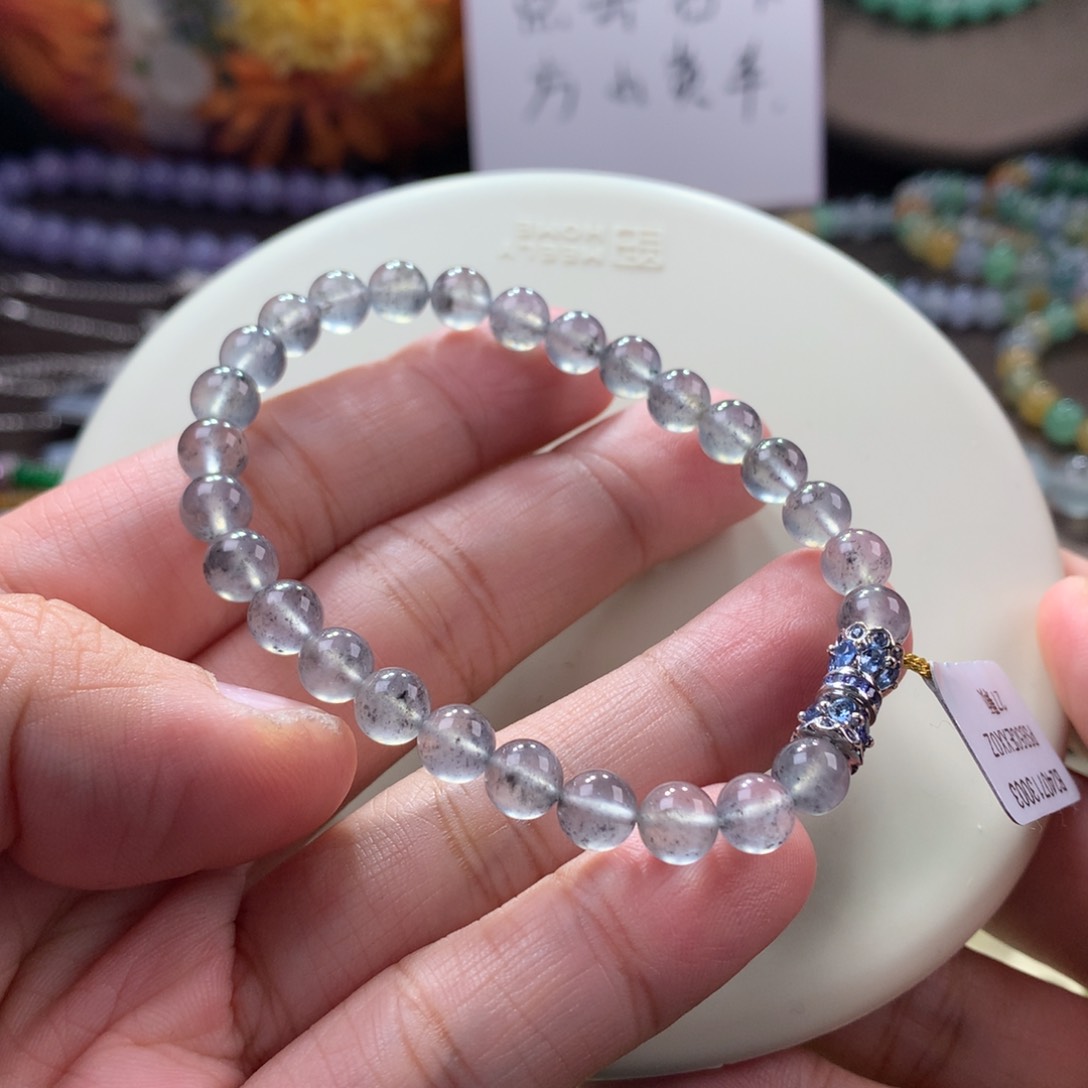 翡翠手链未镶嵌黑刚手串