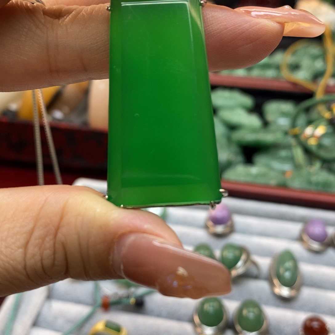 石英质玉手镯合金