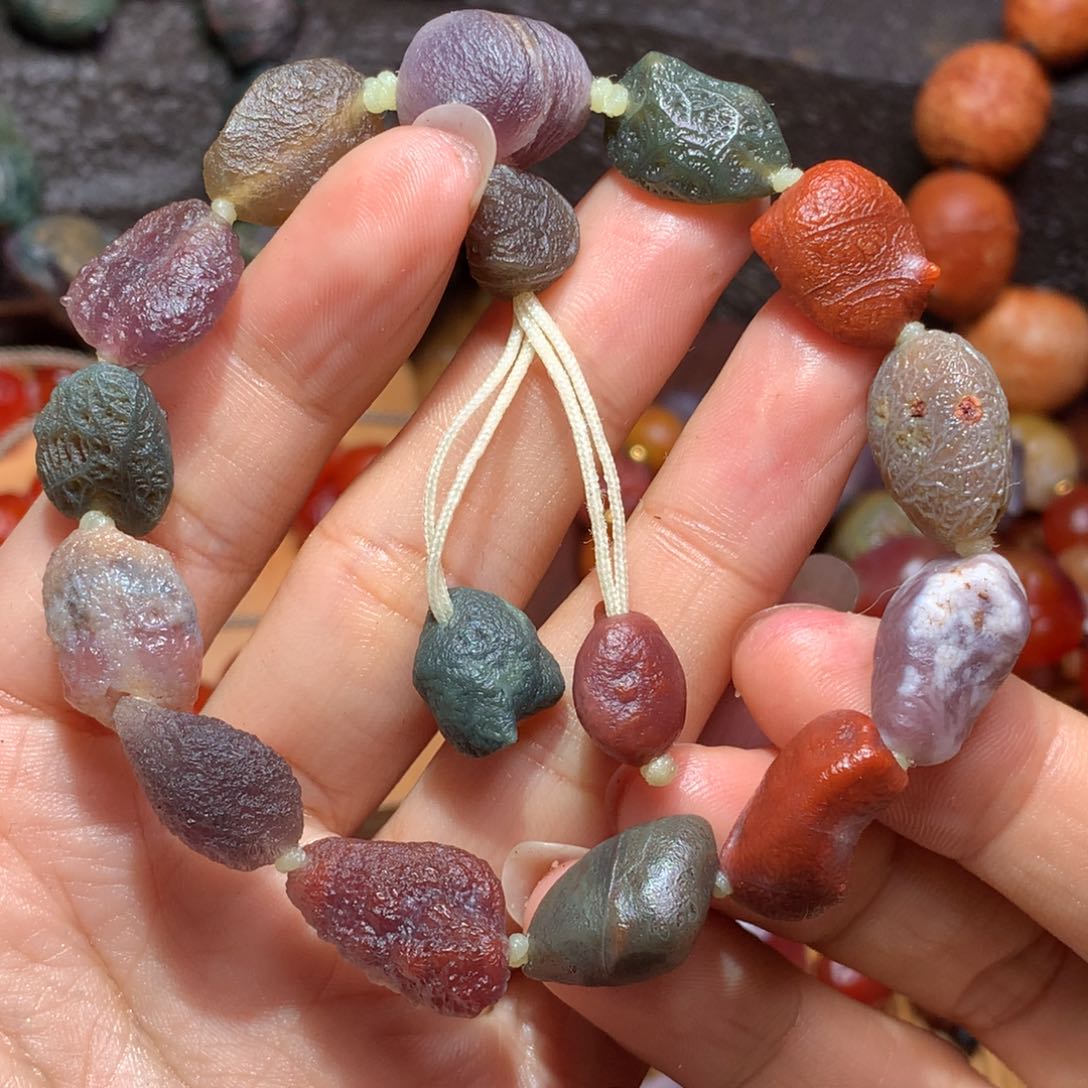 未镶嵌玛瑙/玉髓珠宝半成品