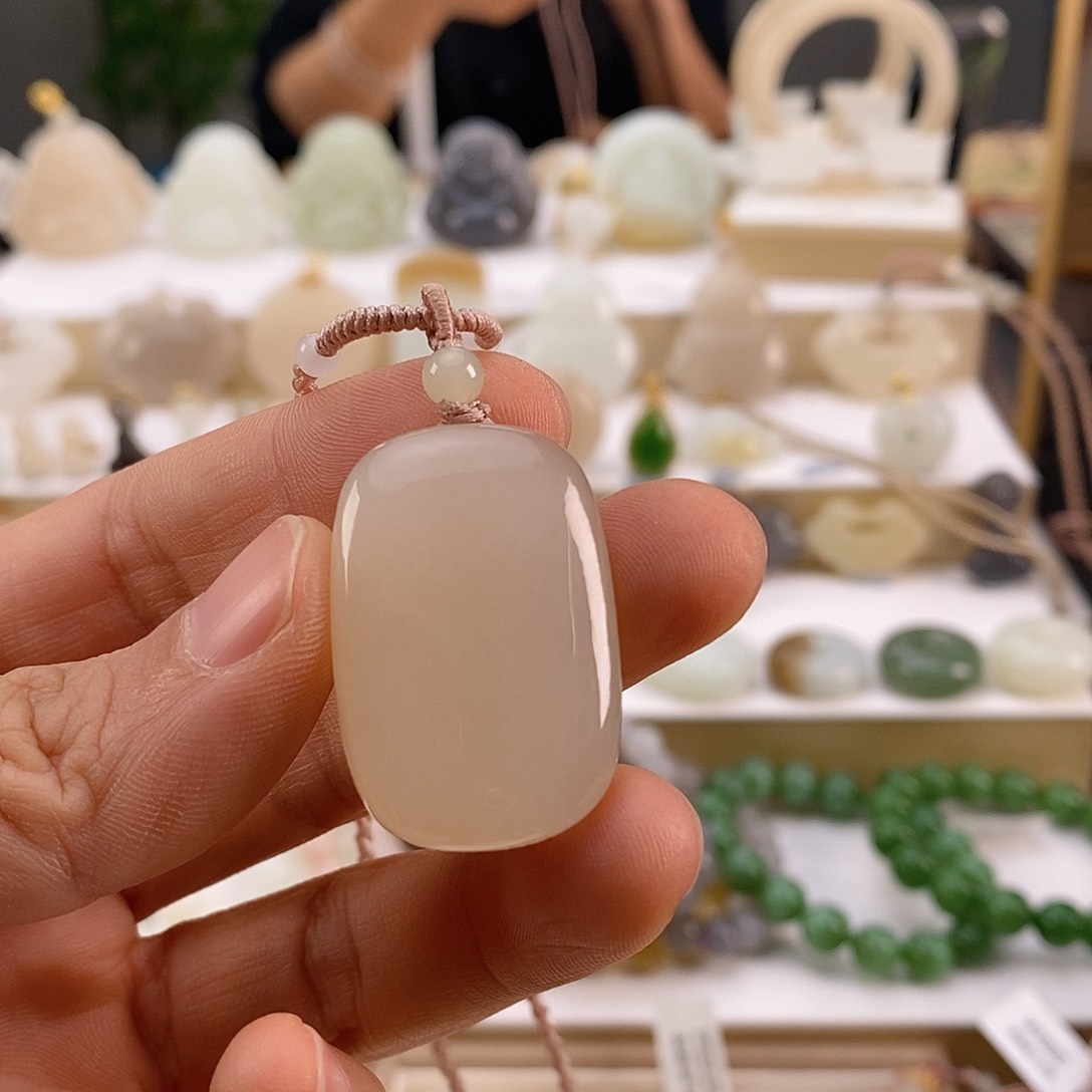 和田玉（白玉）颈饰未镶嵌