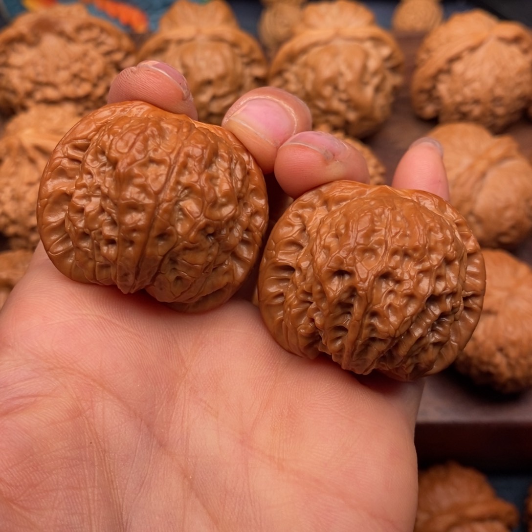 文玩核桃吊坠37精品血麒麟