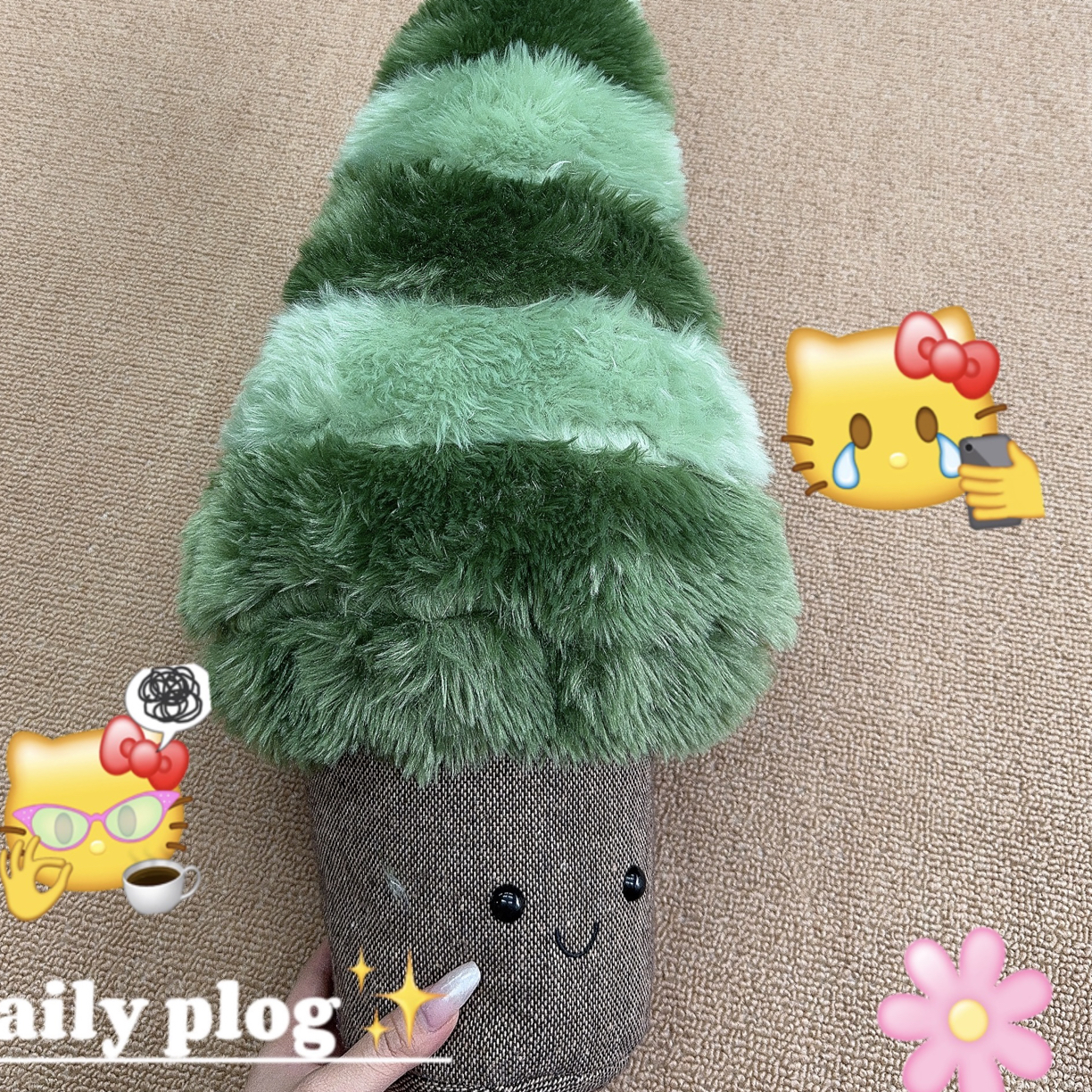 圣诞节圣诞树爆炸头企鹅耳罩茄子