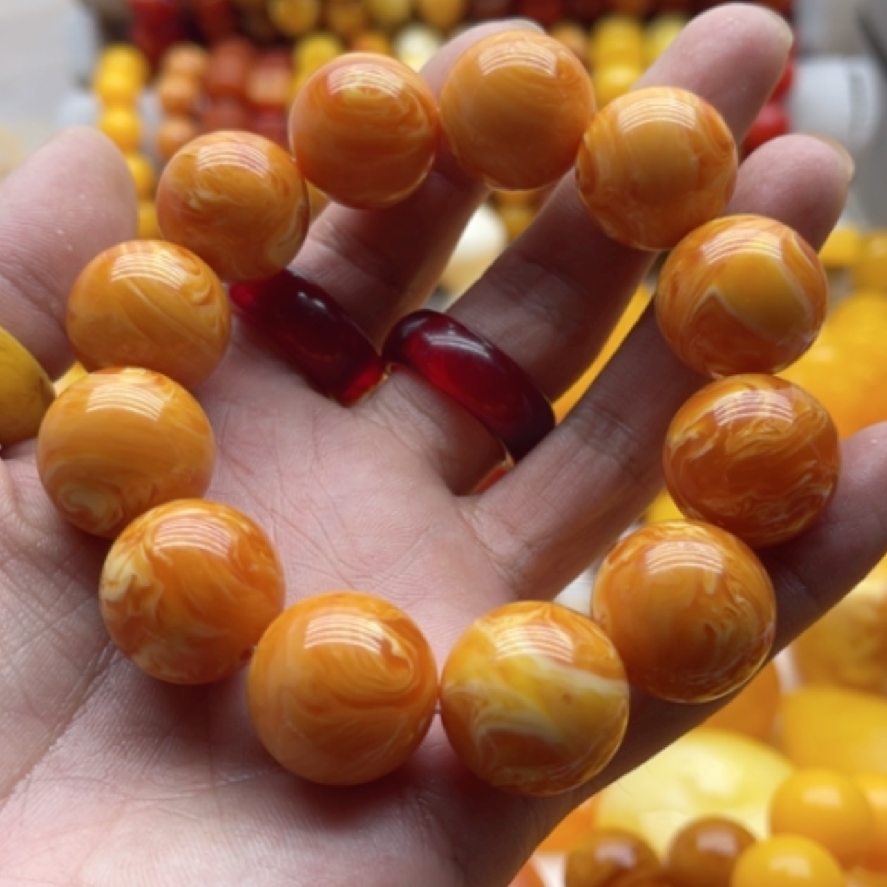 【闪购商品】树脂制品蜜蜡手串卡20