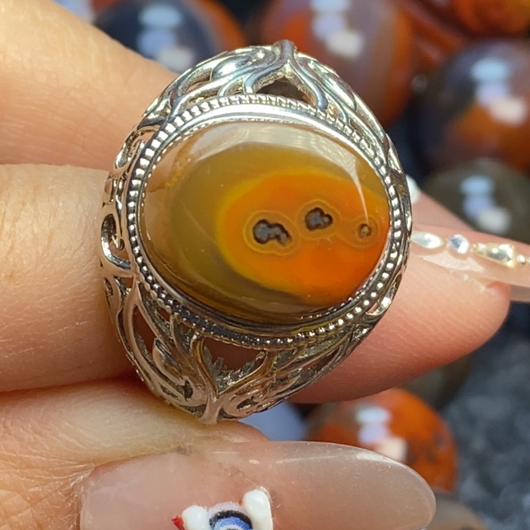 玛瑙/玉髓戒指合金战国红