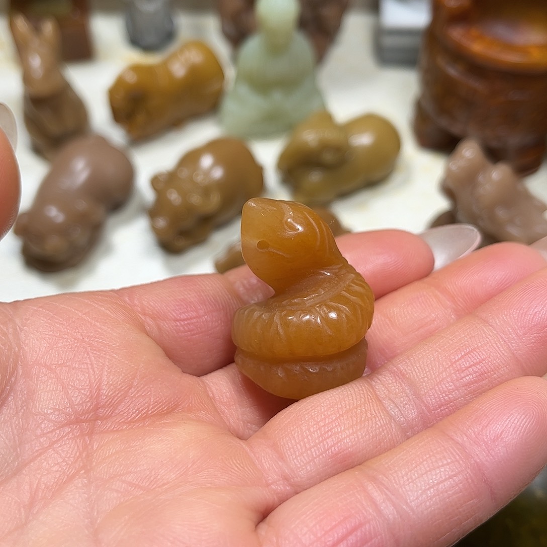 白玉菩提吊坠白玉菩提吊坠